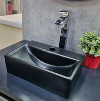 CeramaLux 36 см 9135-1MB черная матовая